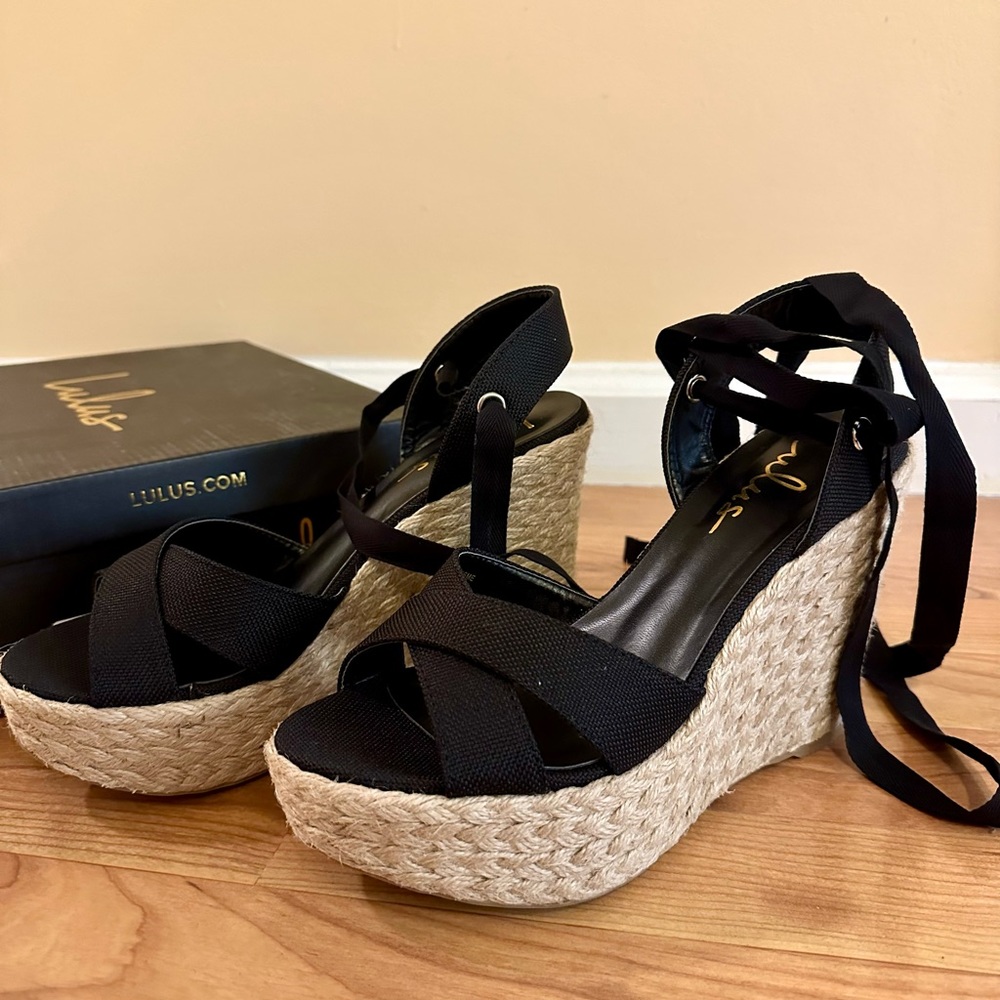 Black Lace-Up Espadrille Wedges Size 8 New